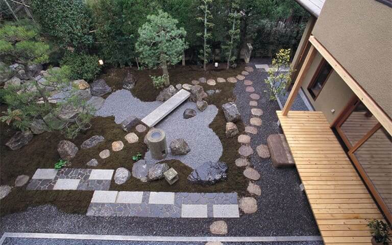 京都の東山の豪邸_中庭
