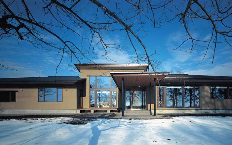 平屋の豪邸_外観_2